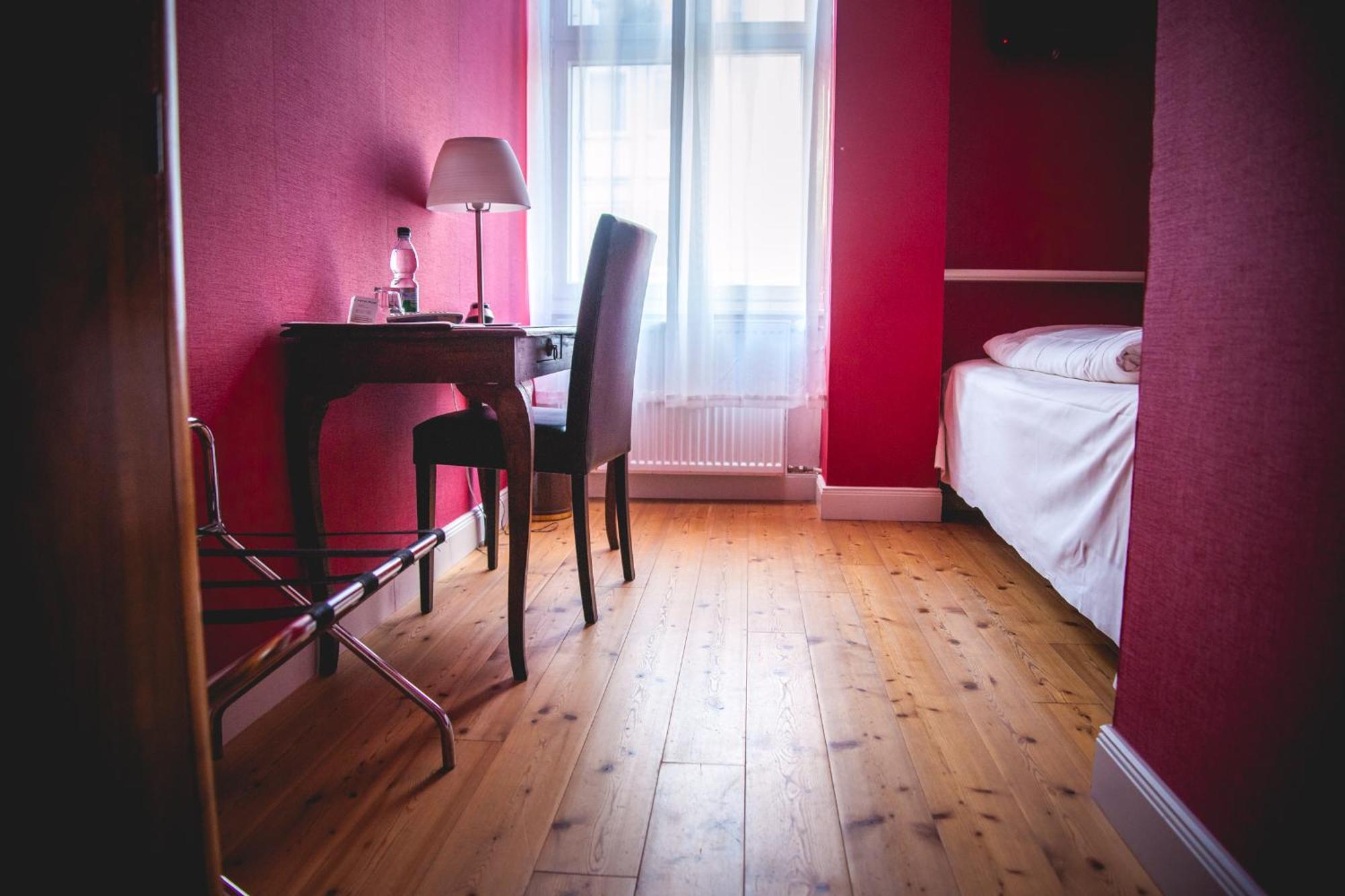 Hotel Alexander Wiesbaden Extérieur photo